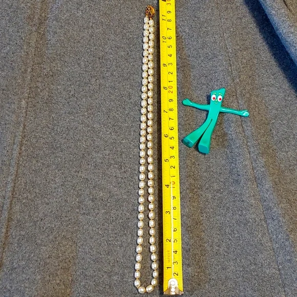 Vintage Signed Miriam Haskell High Lustre 23" Pearl Necklace - Picture 6 of 6